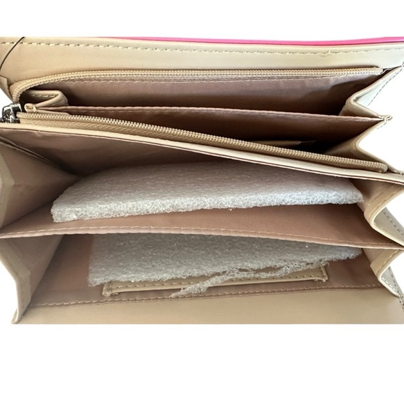 GUESS Pink Wristlet Wallet NWT - Picture 6 of 6